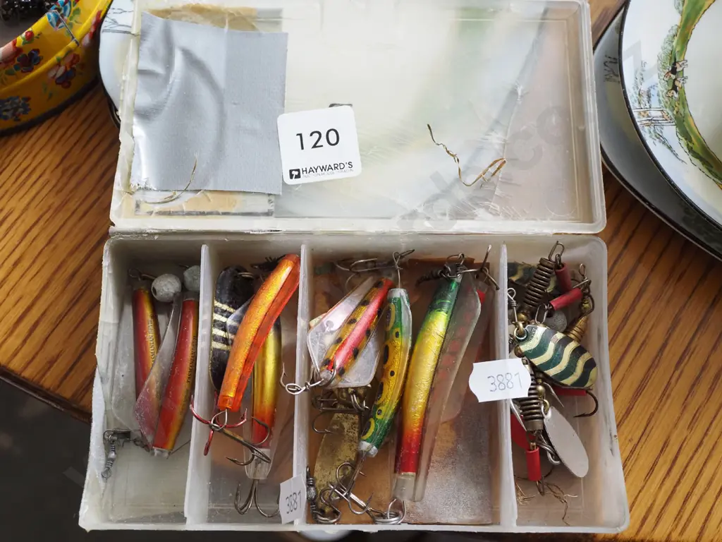 container of fishing lures Image 1++