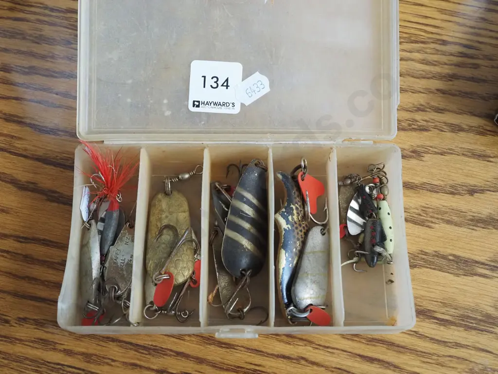 container of fishing lures Image 1++