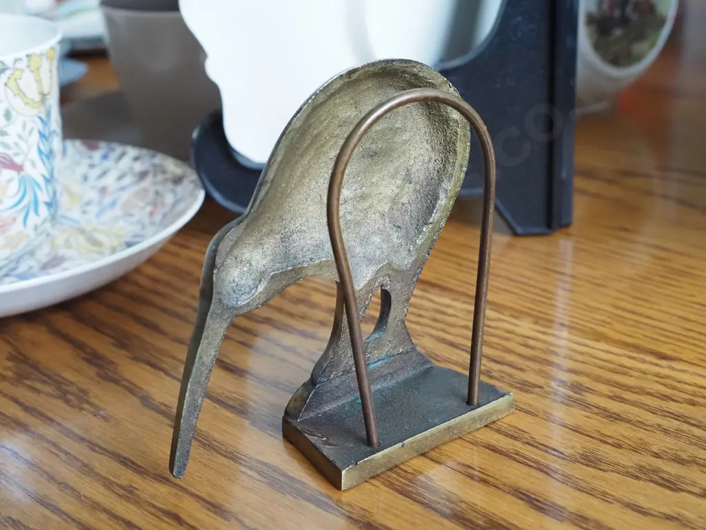 brass kiwi letter rack H110 Image 1++