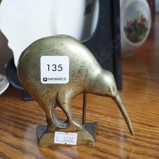 brass kiwi letter rack H110