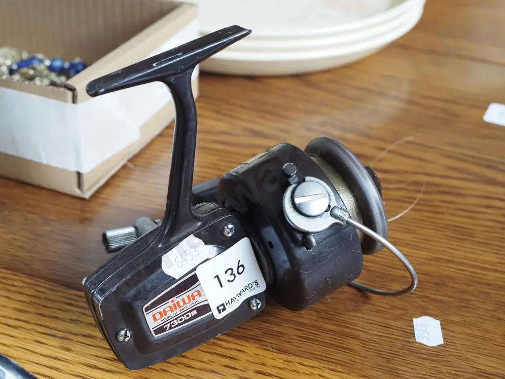 Daiwa spinning fishing reel Image 1++
