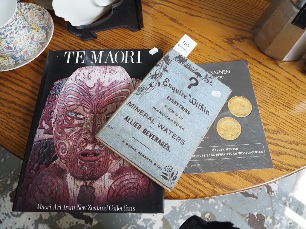 books; Te Maori, Mineral, Water and Allied Beverages Book Image 1++