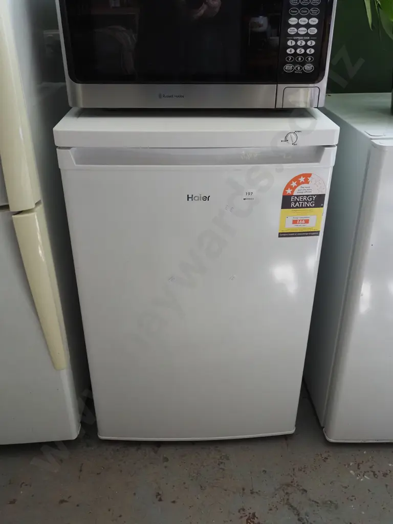 Haier underbench freezer H855 W545 D550 Image 1++