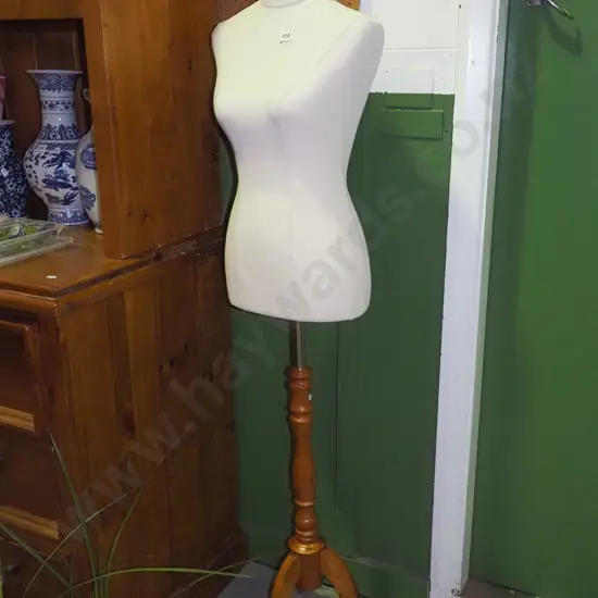 female mannequin torso on turned pine base H1500