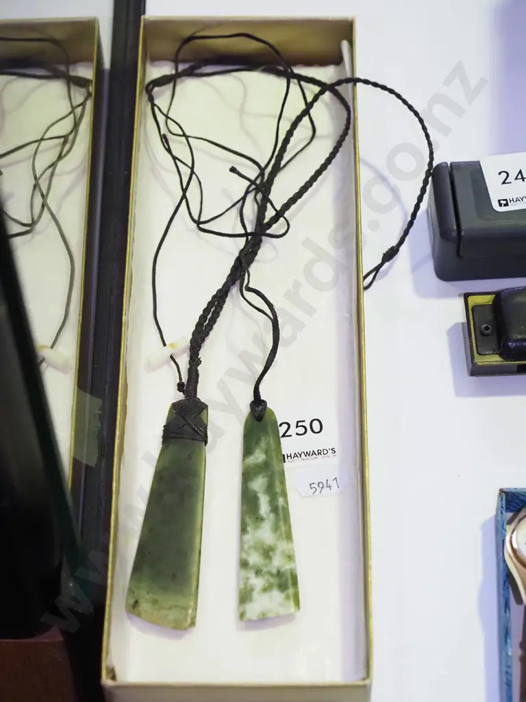 2x greenstone pendants Image 1++