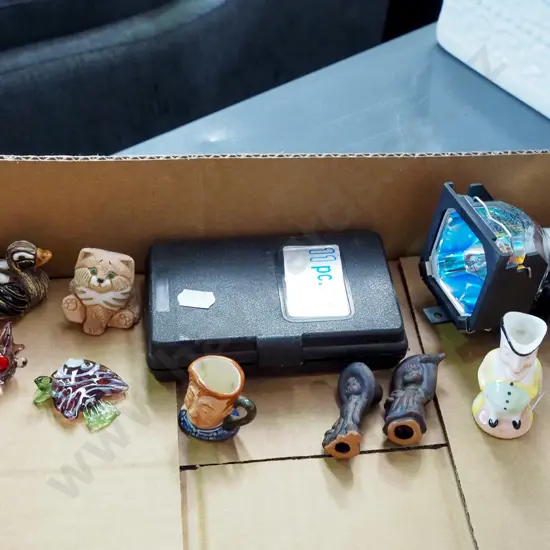 box; screwdrivers, light fitting, various miniatures