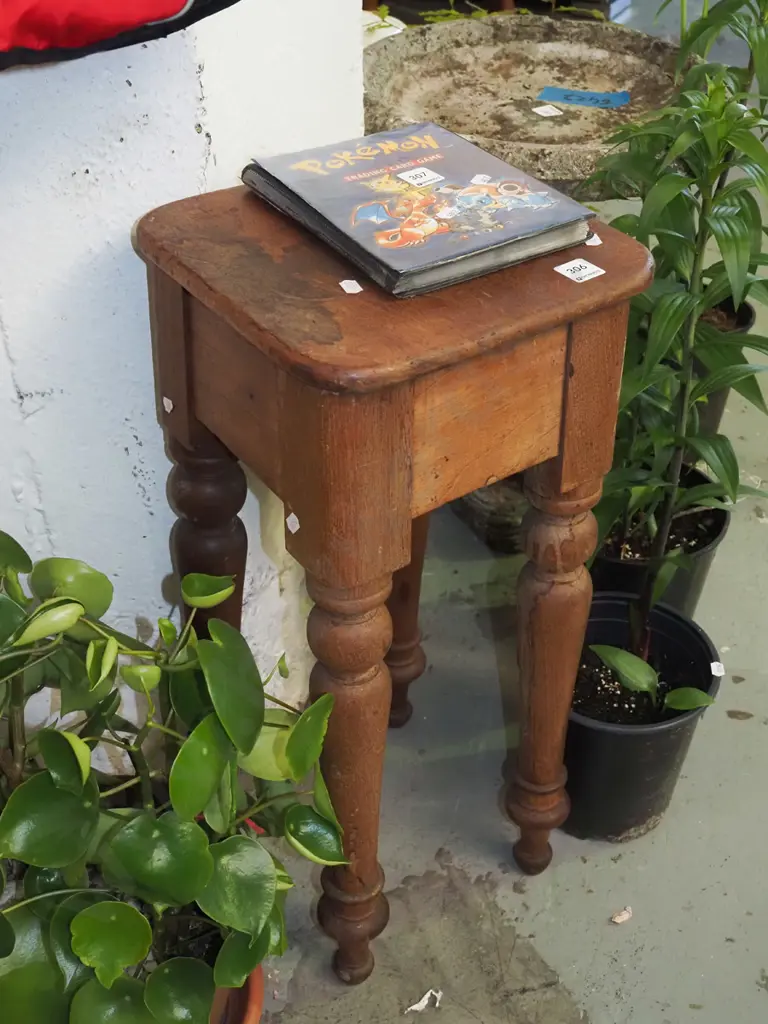 vintage mahogany turned leg stool H620 Image 1++