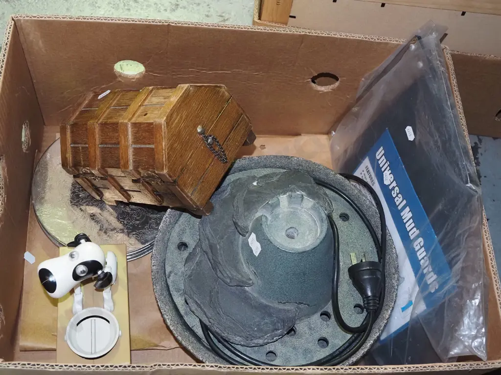 box; novelty dog money box, trinket box, water feature etc Image 1++