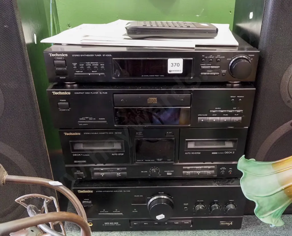 Technics stereo - speakers, twin cassette,CD player -  turntable missing Image 1++