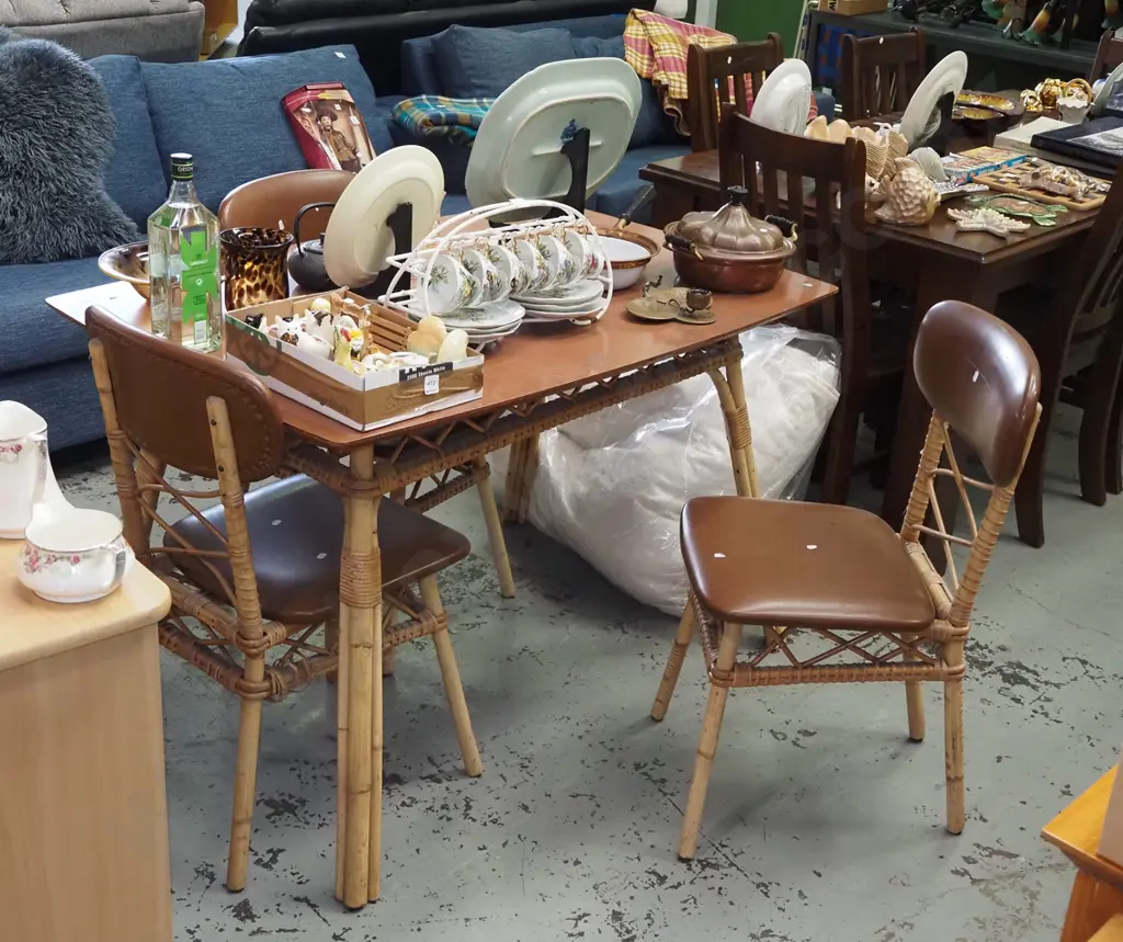 retro formica top table with 3 chairs H770 W1200 D785 Image 1++