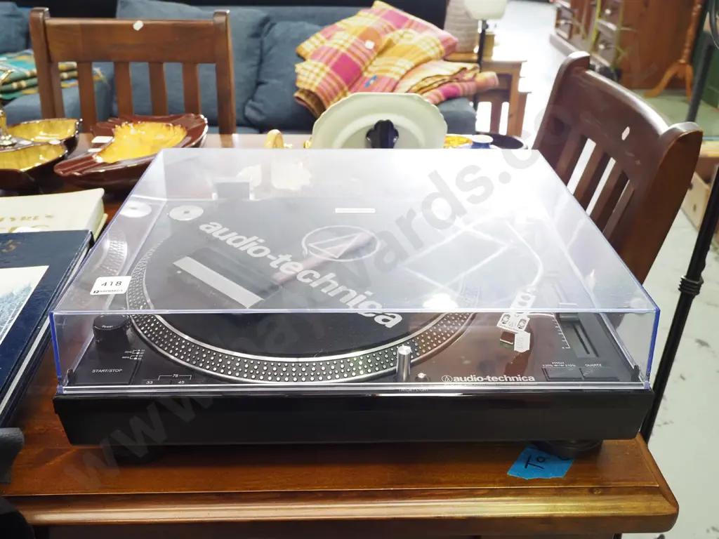 Audio-Technica AT-LP120-USB turntable Image 1++