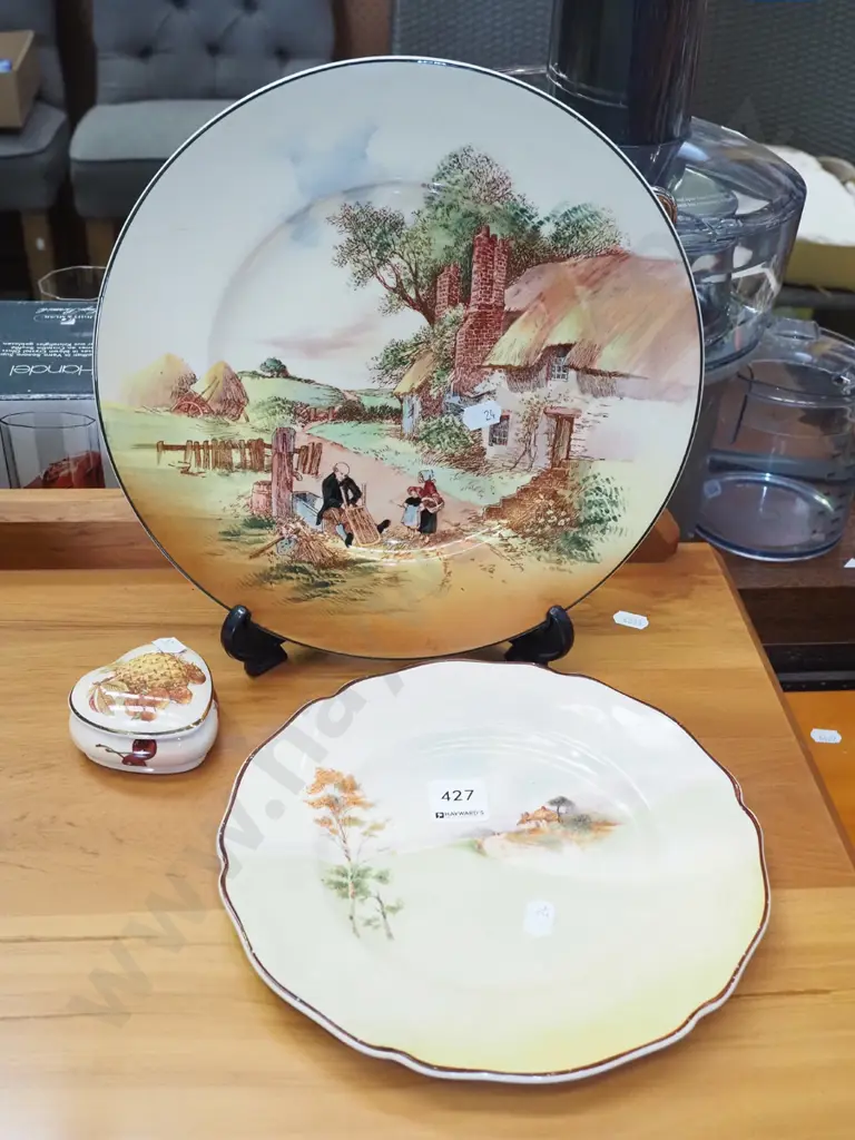 2x Royal Doulton plates, Palissy dish Image 1++