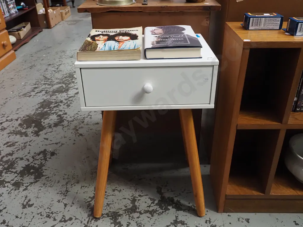 modern single drawer bedside cabinet Image 1++