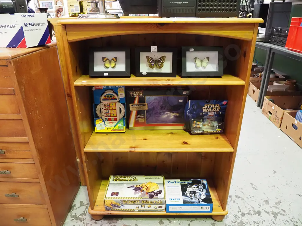 oregon adjustable bookcase H1030 W750 D270 Image 1++