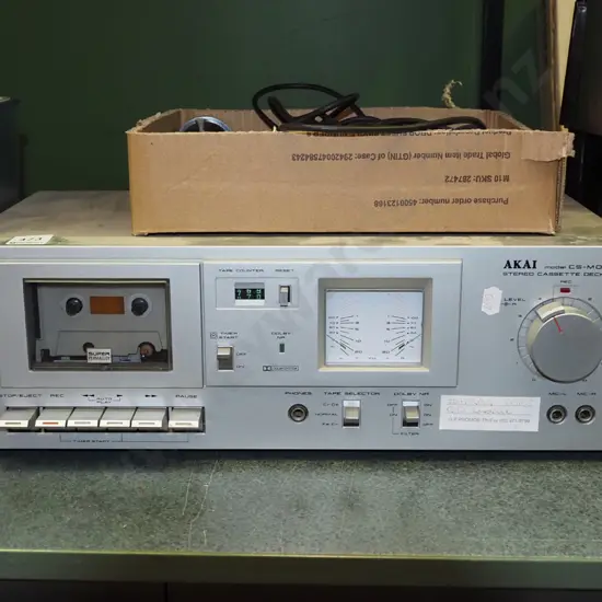 Akai tape cassette player, 2x microphones