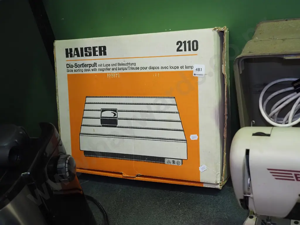 box; illuminated slide viewer Image 1++