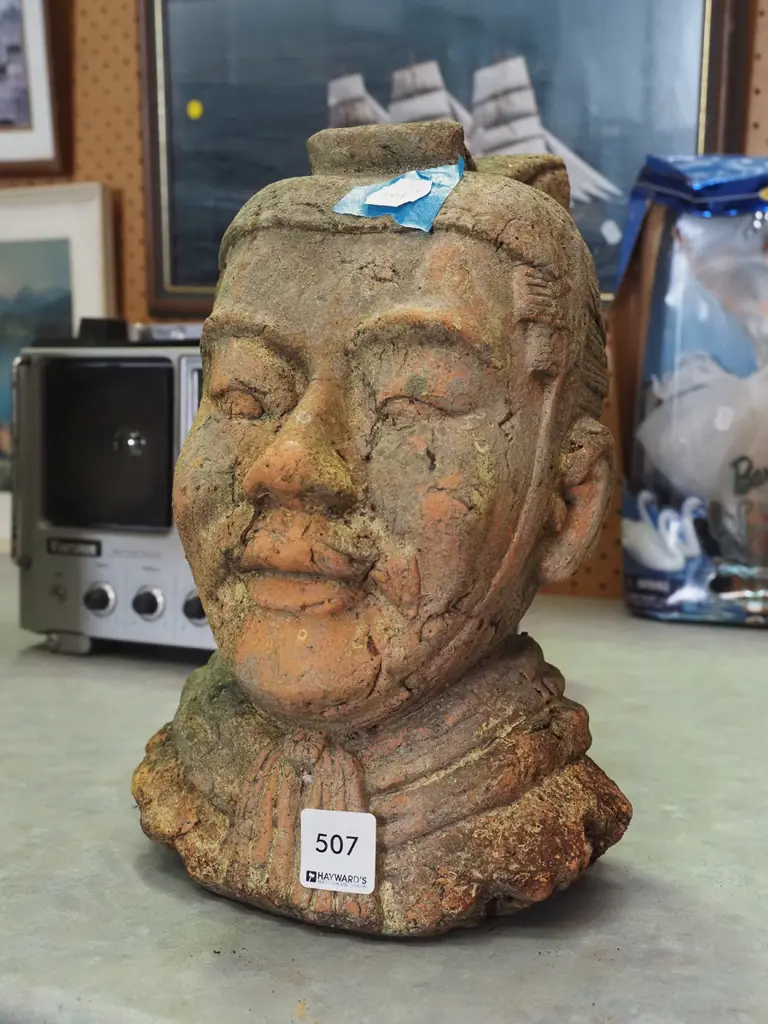 terracotta Chinese warrior bust H270 Image 1++