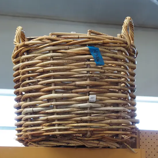 large cane wood basket H400
