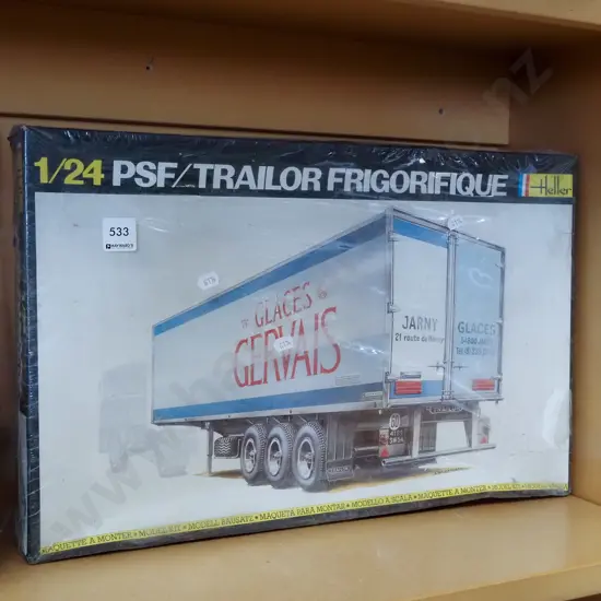 ye to be assembled 1:24 truck trailer unit