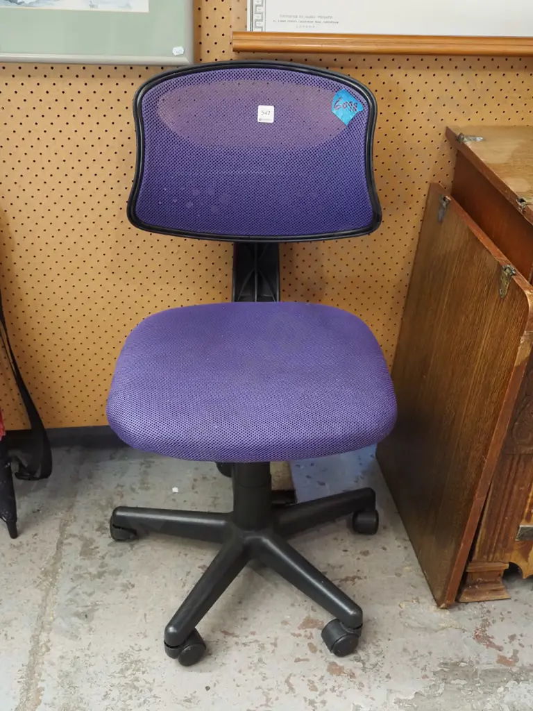 purple office chair Image 1++