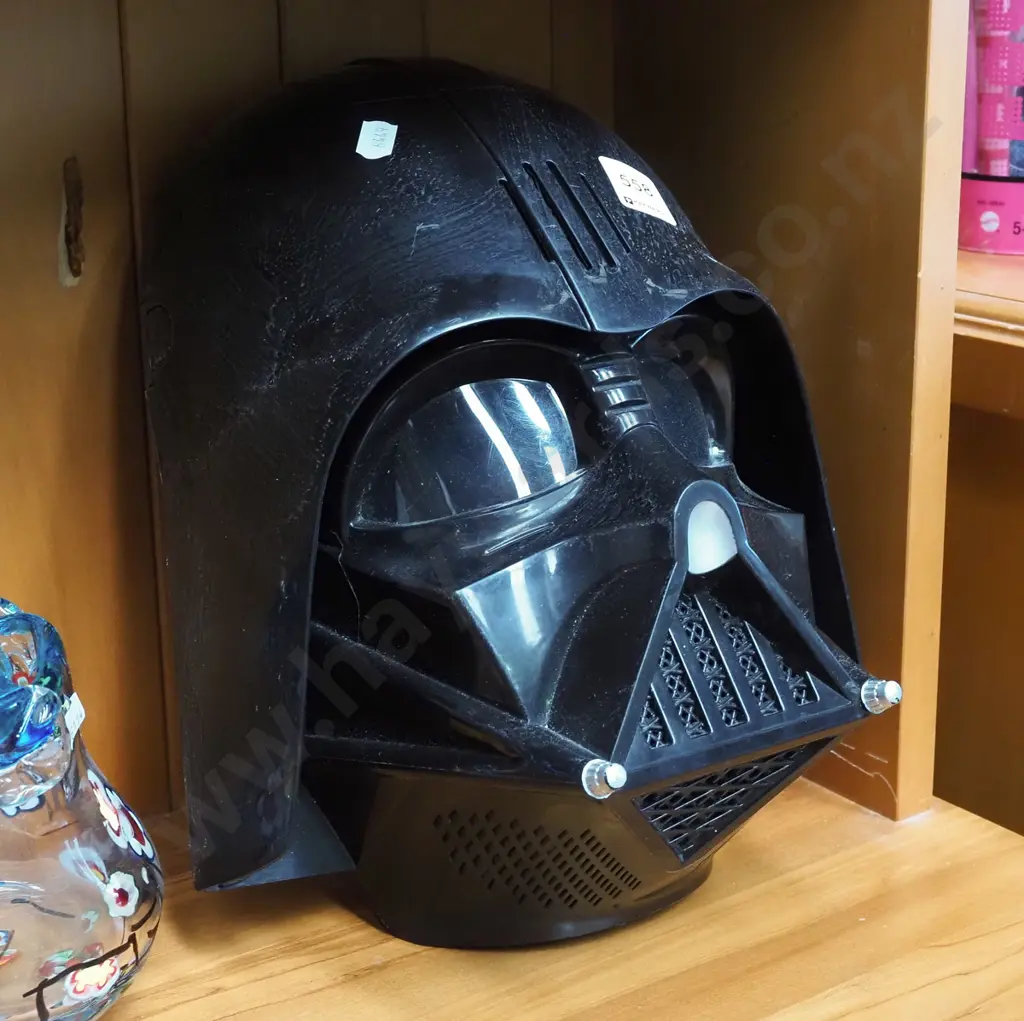 Darth Vader mask H300 Image 1++