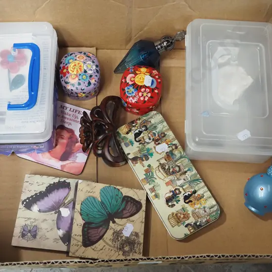 box; scent bottles, hair clip etc