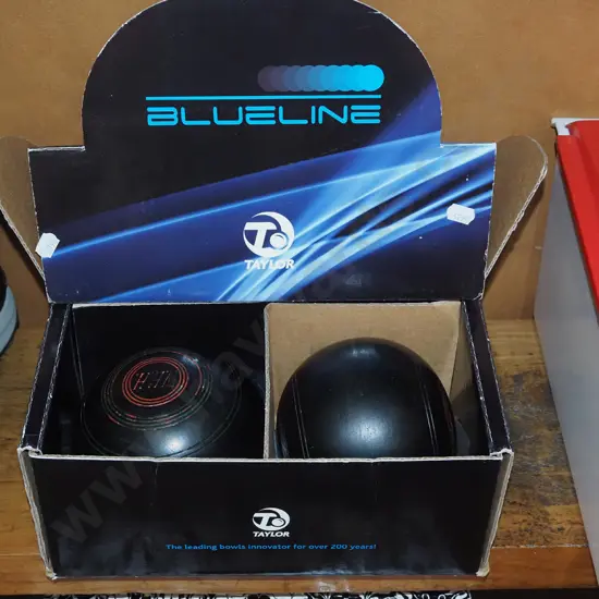 set of 4 Taylor Blueline lawn bowls