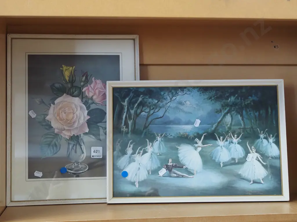 framed rose print, ballerina print - blue dots Image 1++