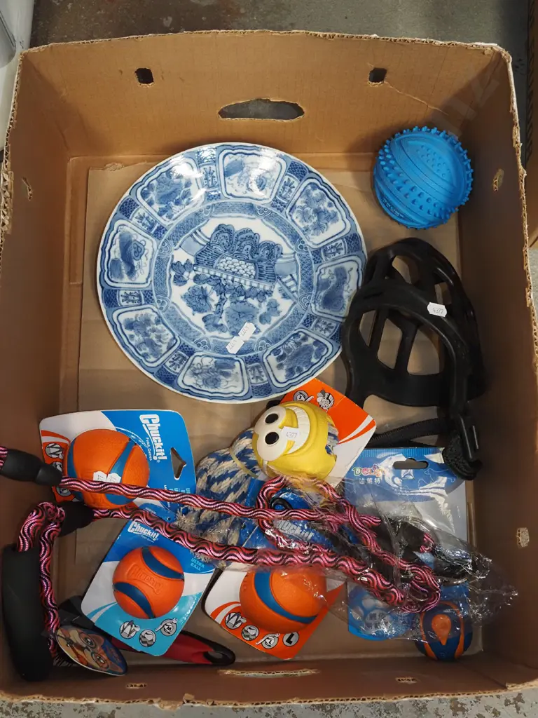box; rubber balls, blue and white plate, dog lead Image 1++