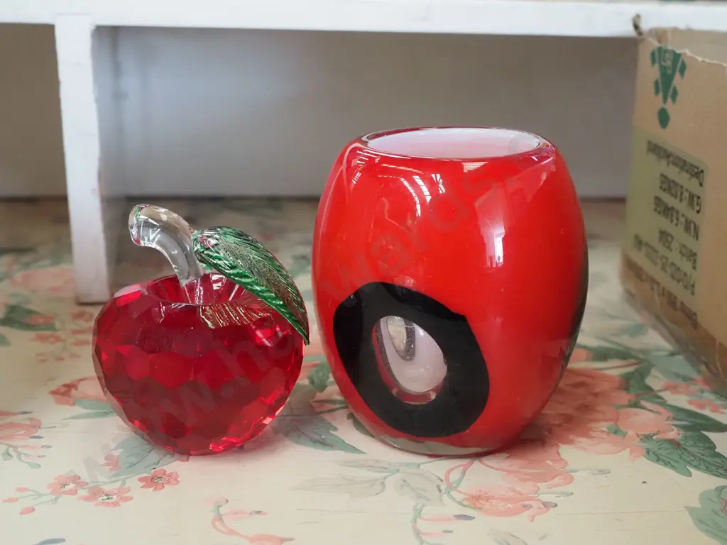 small glass vase, cut crystal apple Image 1++