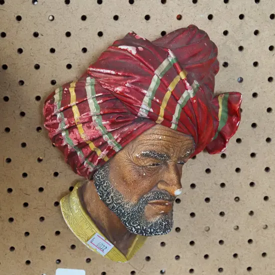 Bossons male head - some damage to nose