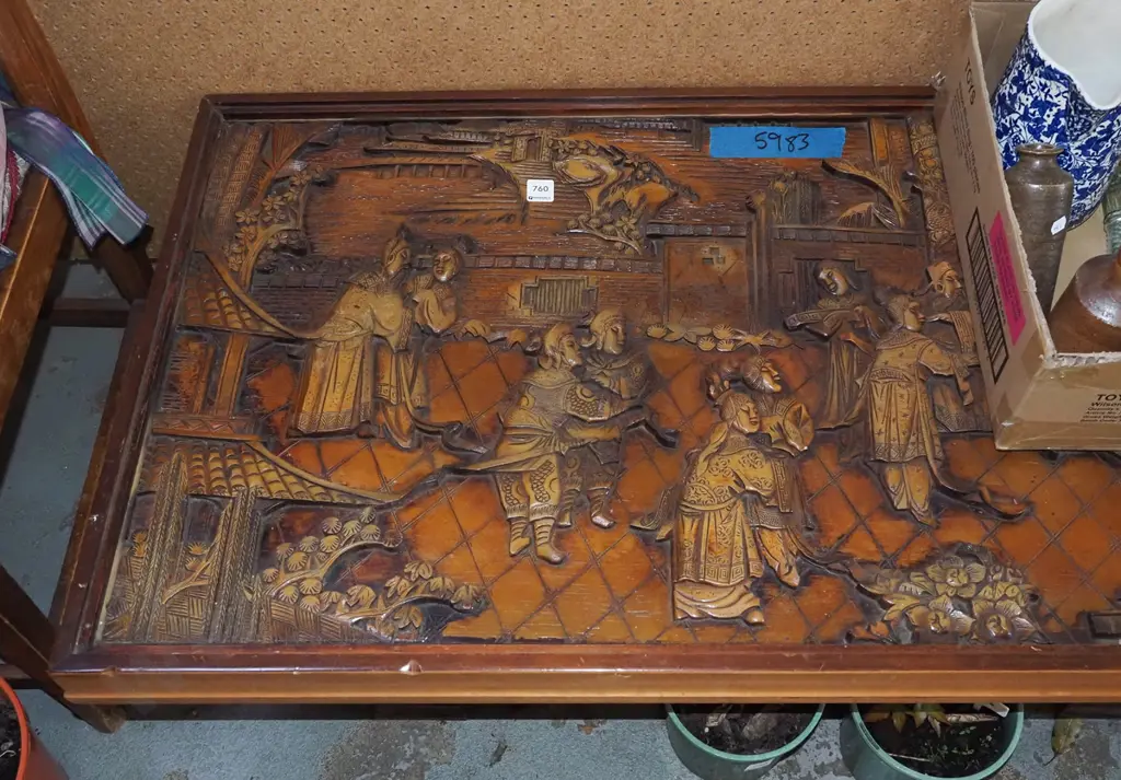 heavily carved Asian coffee table - no glass top Image 1++