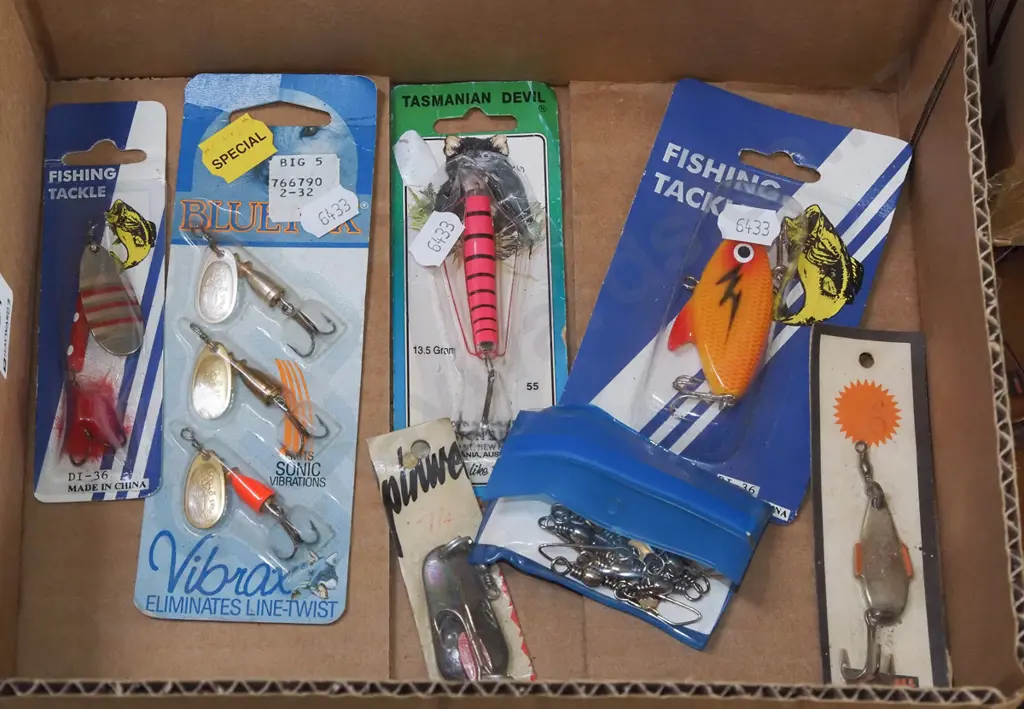 fishing lures etc Image 1++