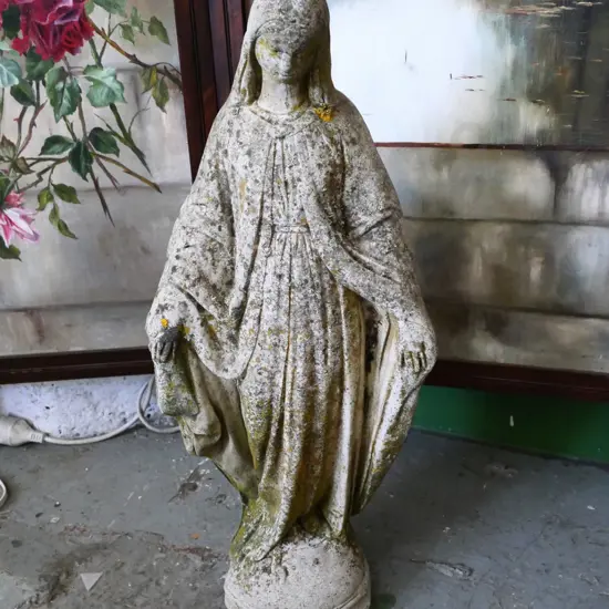 cast concrete Madonna garden ornament H-630