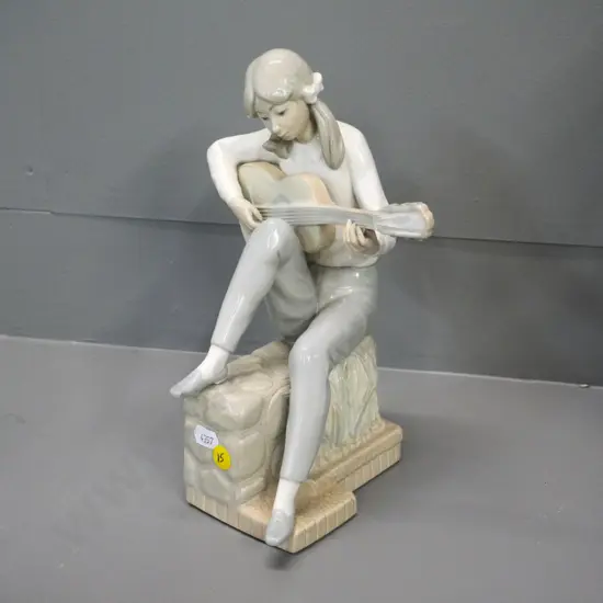 Nao figure of girl with guitar H-260