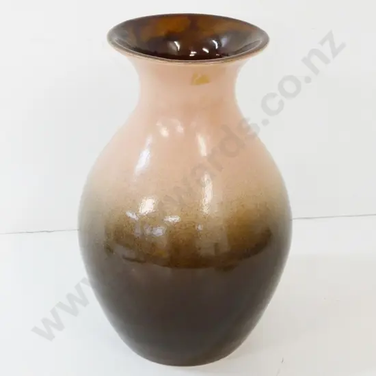 brown and peach vase marked Hof on base - H-350 Diameter 230 at widest