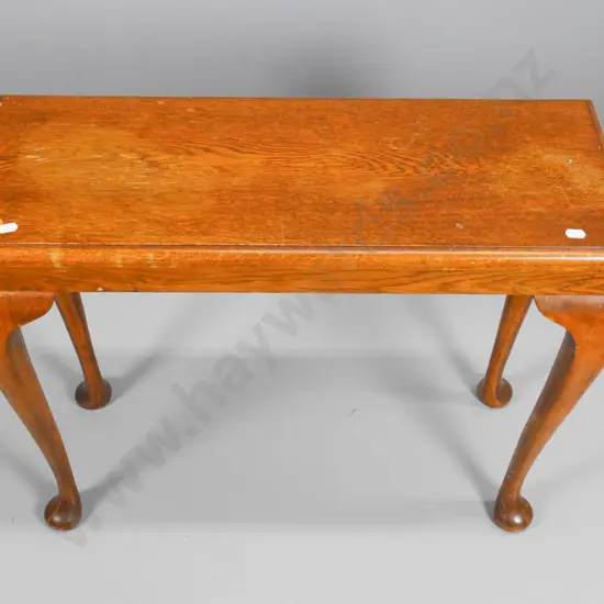 oak cab leg occasional table - polish needs attention H-520 W-650 D-240