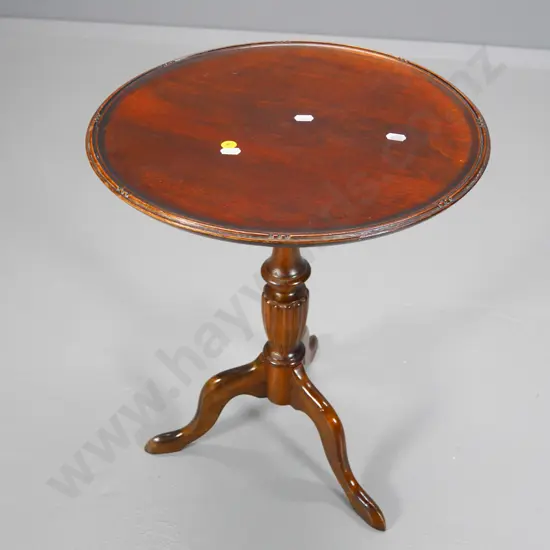 reproduction mahogany wine table on fluted column tripod base H-510 Diameter 380