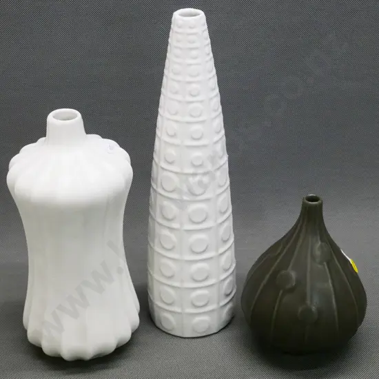 3 Jonathan Adler contemporary vases Tallest H-320