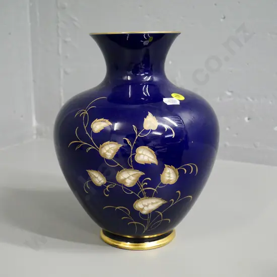Victoria china cobalt and gold vase H-250