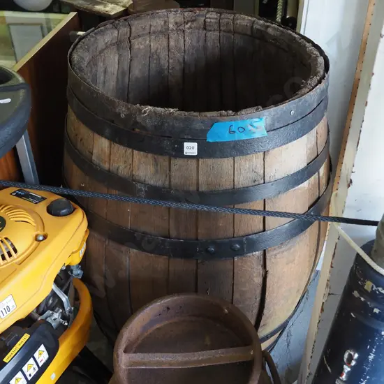 wooden barrel H980