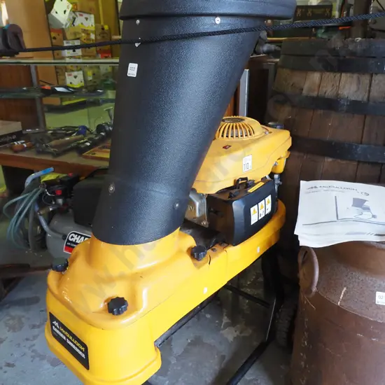 McCulloch 4 stroke powered garden chipper