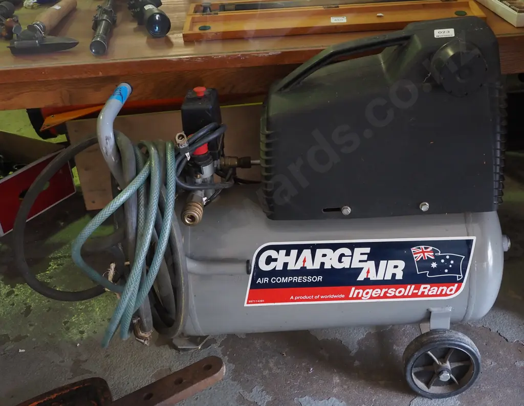 Ingersoll-Rand air compressor Image 1++