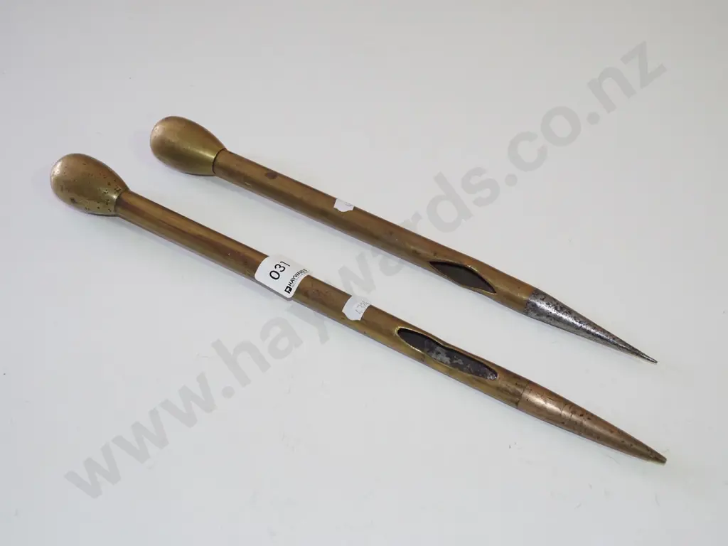 2x vintage brass gripfid  Image 1++