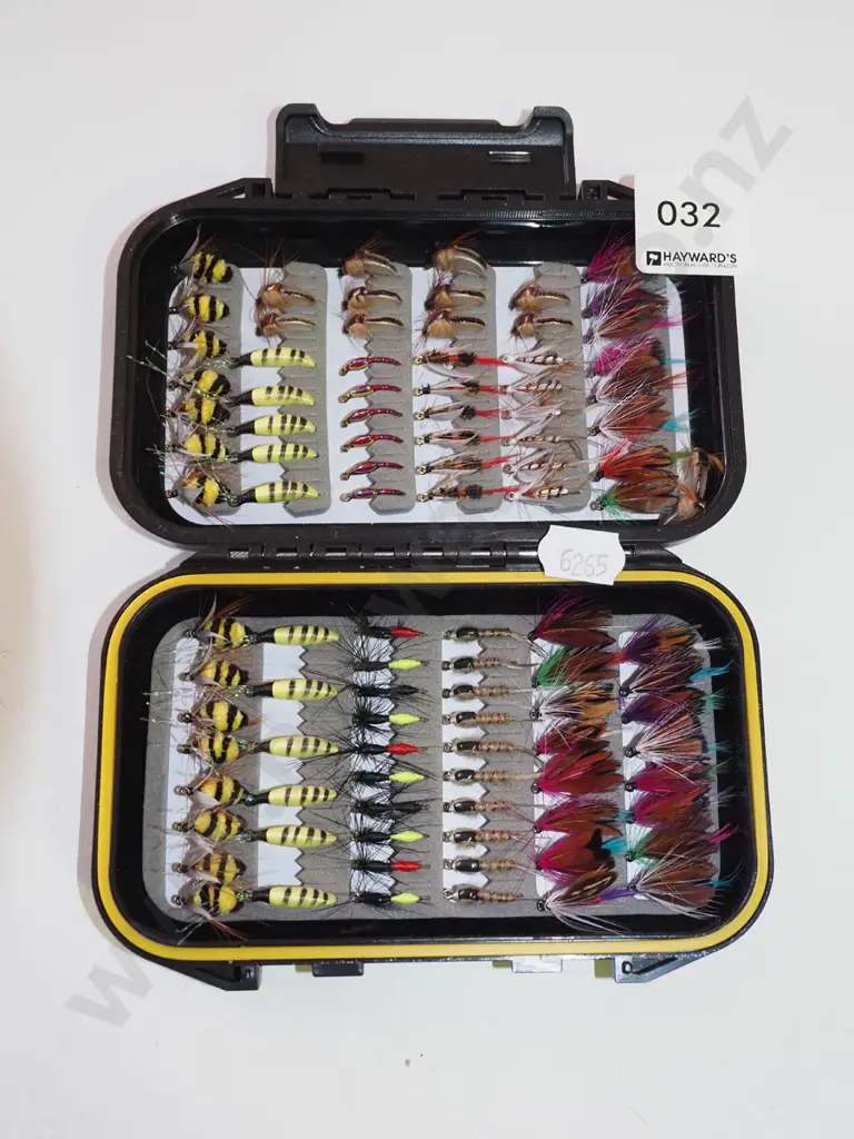 container of fly fishing flies Image 1++