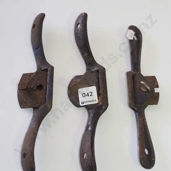 3x vintage spoke shaves