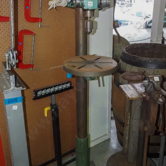 Universal 12 speed freestanding drill press H1670