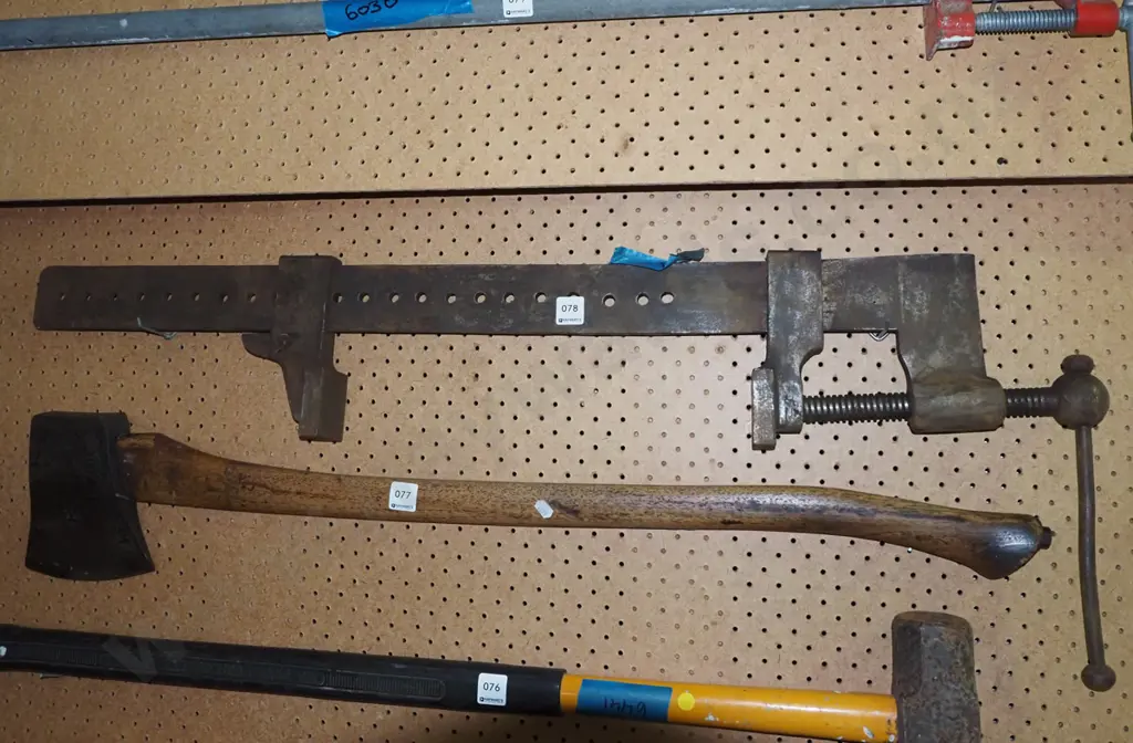 heavy duty sash clamp Image 1++