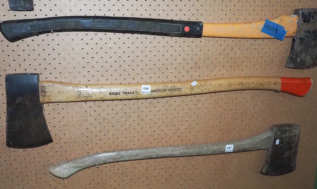 wooden axe Image 1++