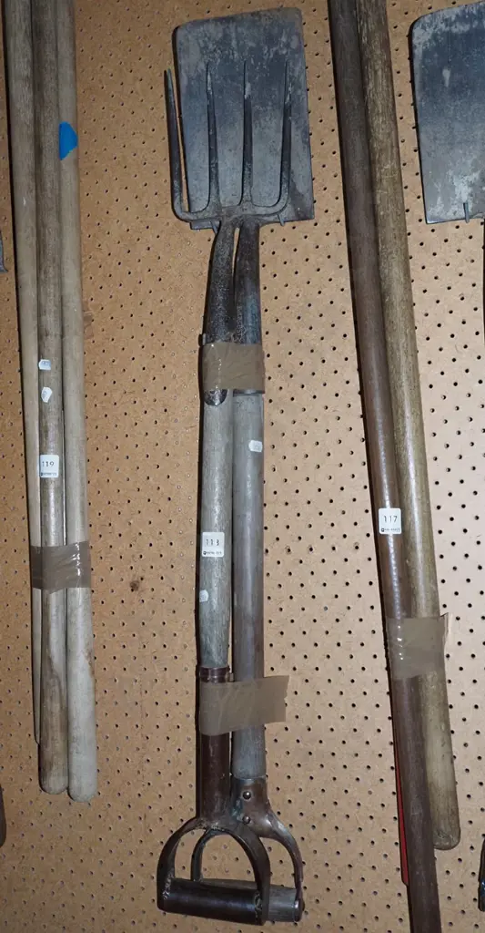 vintage fork and spade Image 1++